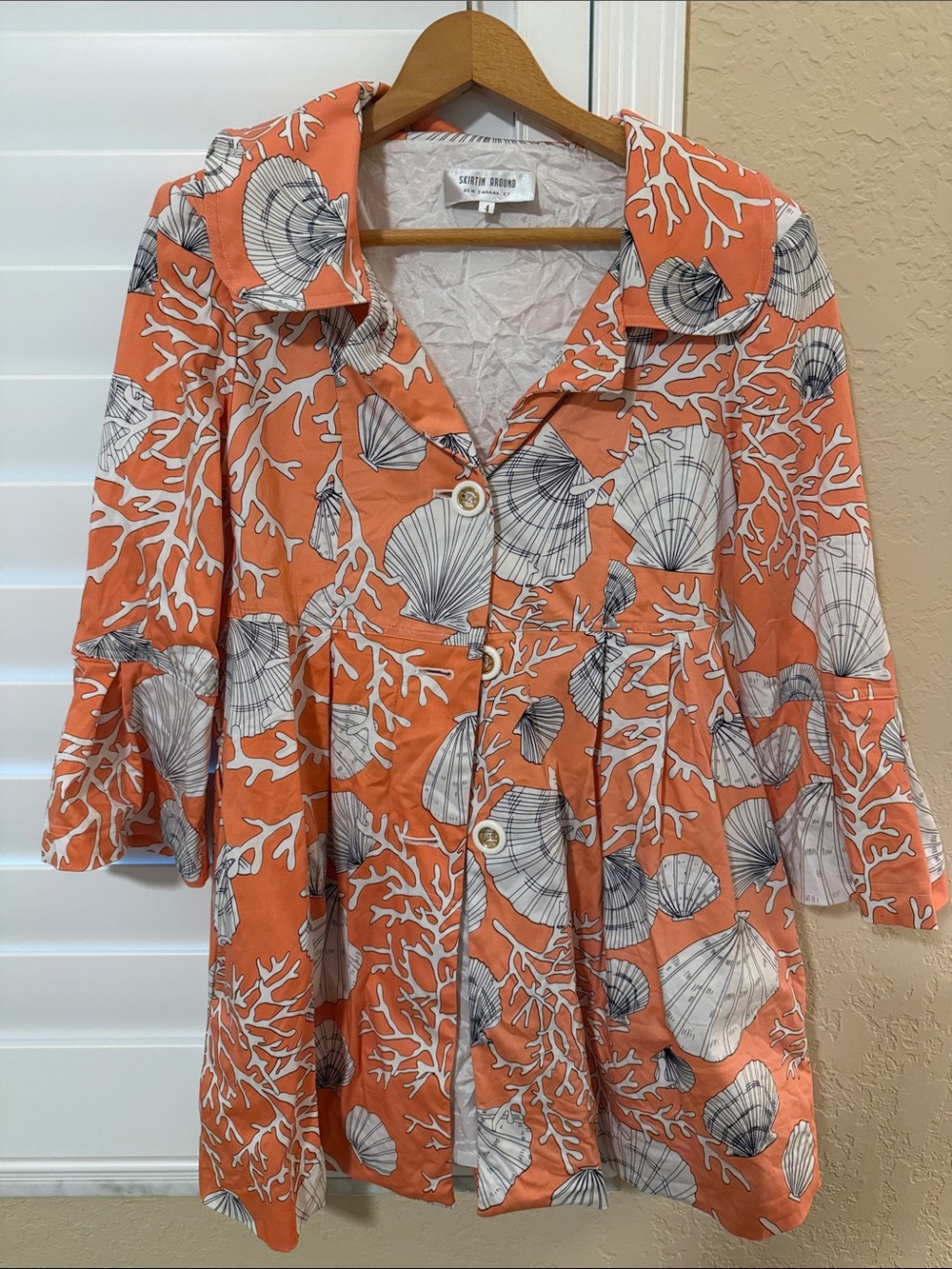 Skirtin Around Coral Shell & Coral Reef Print Tunic